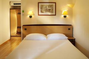 Campanile Avallon Hotel 3*